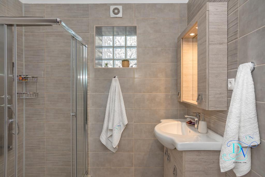 Image gallery image